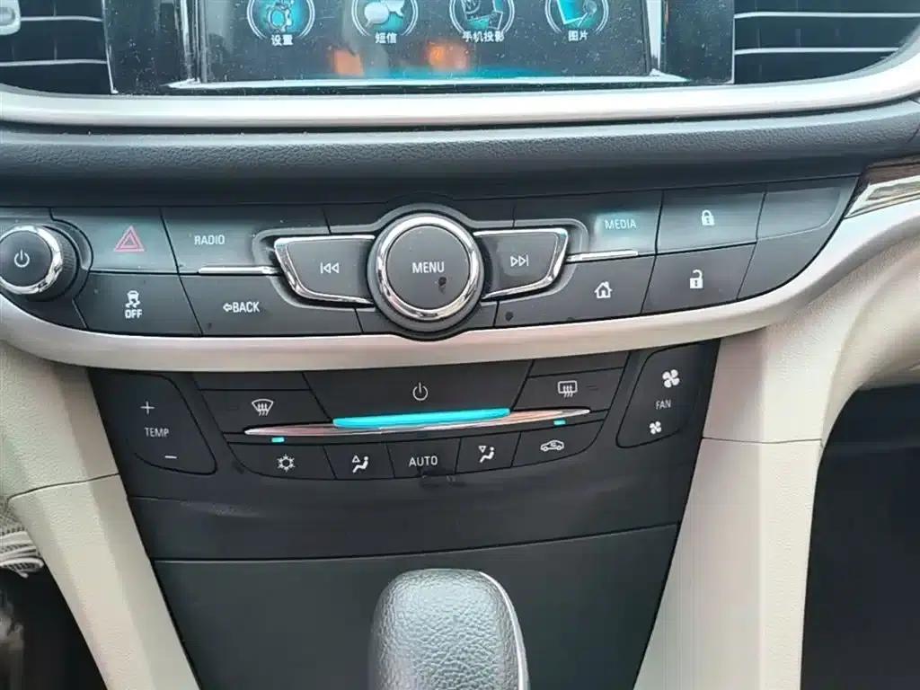 Buick Excelle 2017 15N Automatic Luxury — миниатюра 13