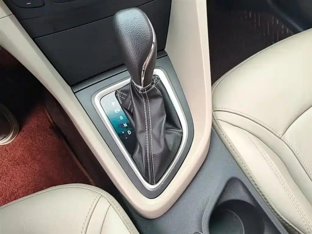 Buick Excelle 2017 15N Automatic Luxury — миниатюра 14