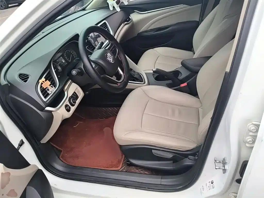 Buick Excelle 2017 15N Automatic Luxury — миниатюра 15