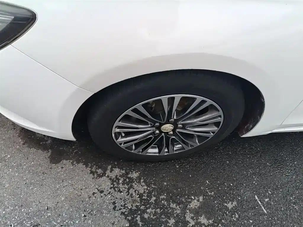 Buick Excelle 2017 15N Automatic Luxury — миниатюра 23