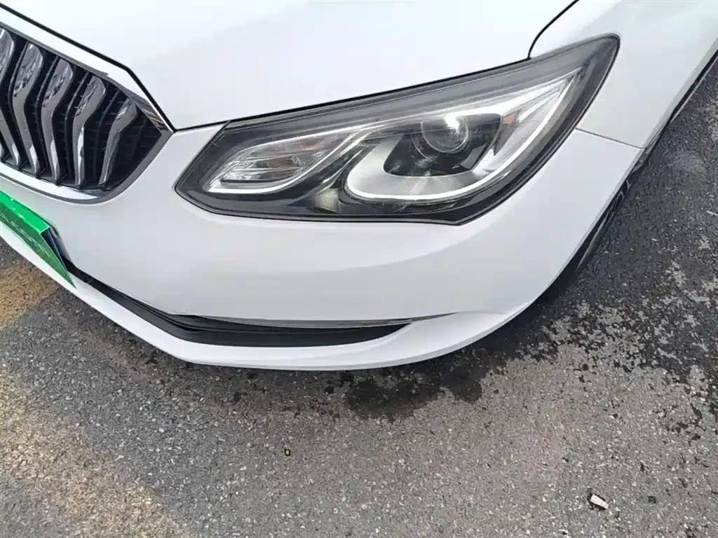 Buick Excelle 2017 15N Automatic Luxury — миниатюра 24
