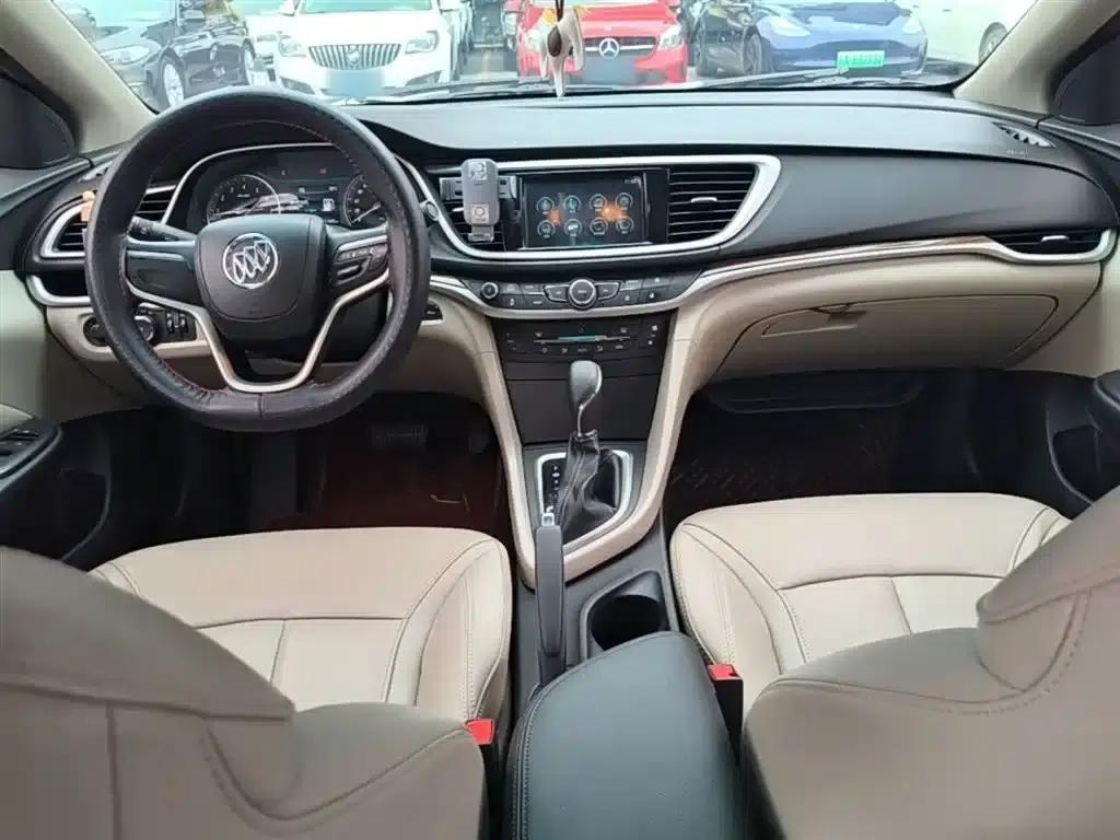Buick Excelle 2017 15N Automatic Luxury — миниатюра 10