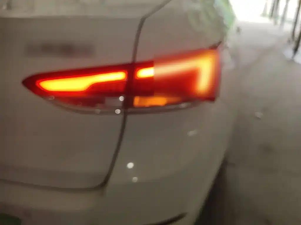 Buick Excelle 2019 18T Automatic Connected Elite (China VI Emission Standard) — миниатюра 8