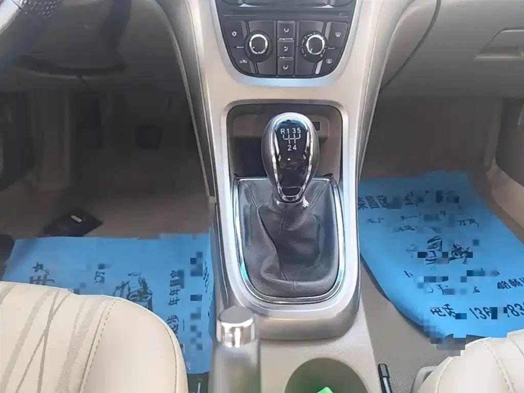 Buick Excelle GT 1.6L Manual Comfort Edition (2013) — миниатюра 14