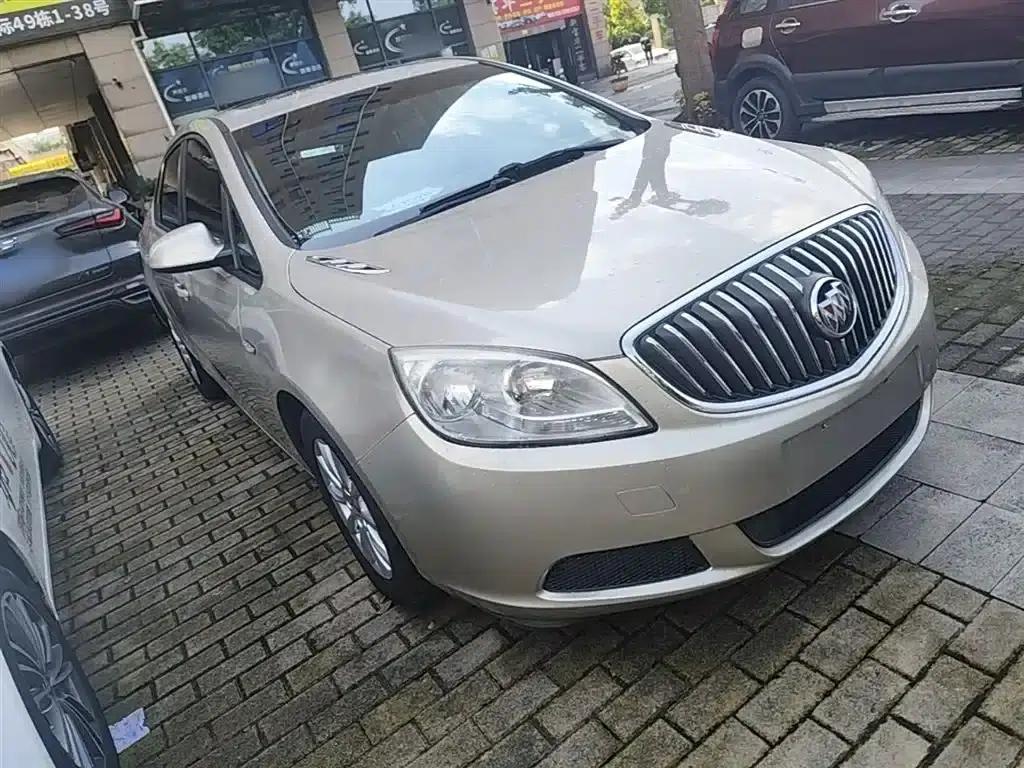 Buick Excelle GT 1.6L Manual Comfort Edition (2013) — миниатюра 4
