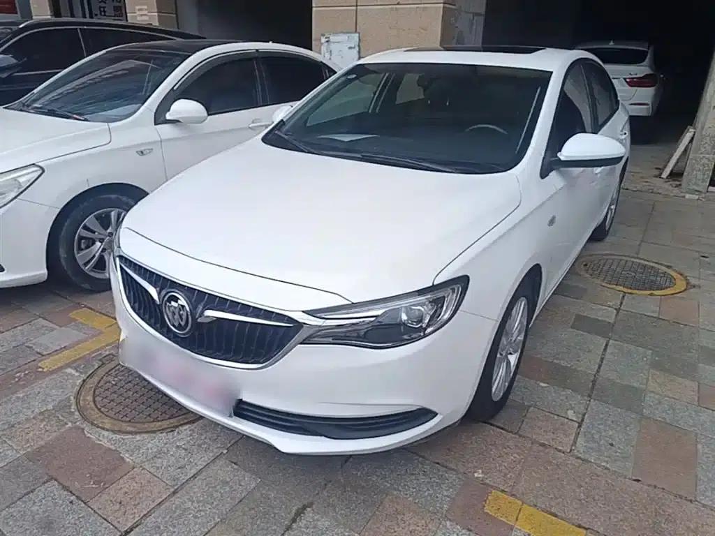 Buick Excelle 2021 Facelift Classic 1.5L Automatic Elite — миниатюра 1