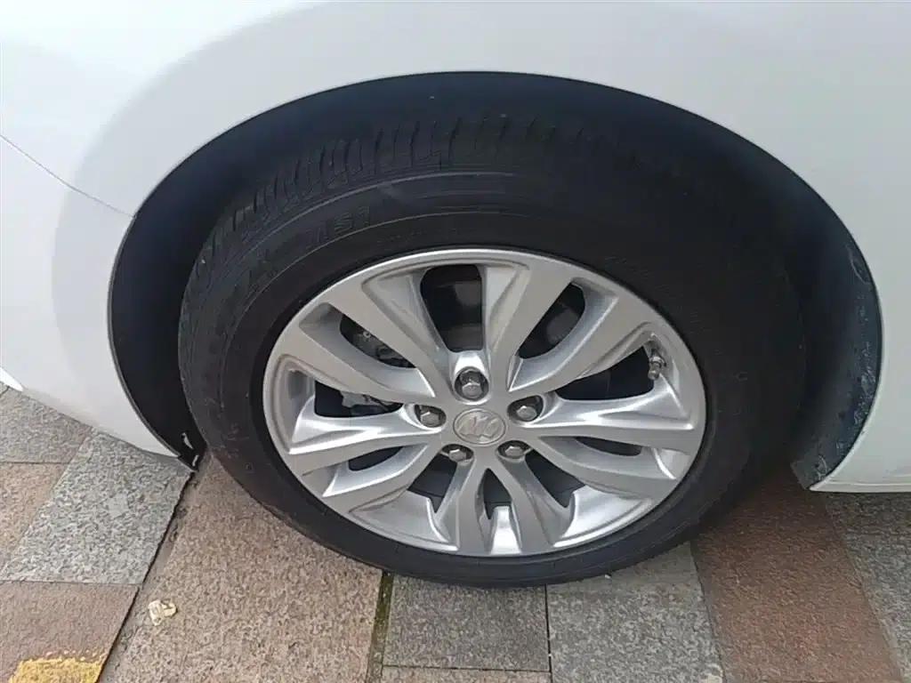 Buick Excelle 2021 Facelift Classic 1.5L Automatic Elite — миниатюра 23