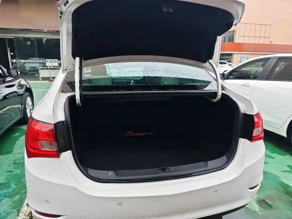 Buick Excelle 2016 15N Automatic Elite — миниатюра 19
