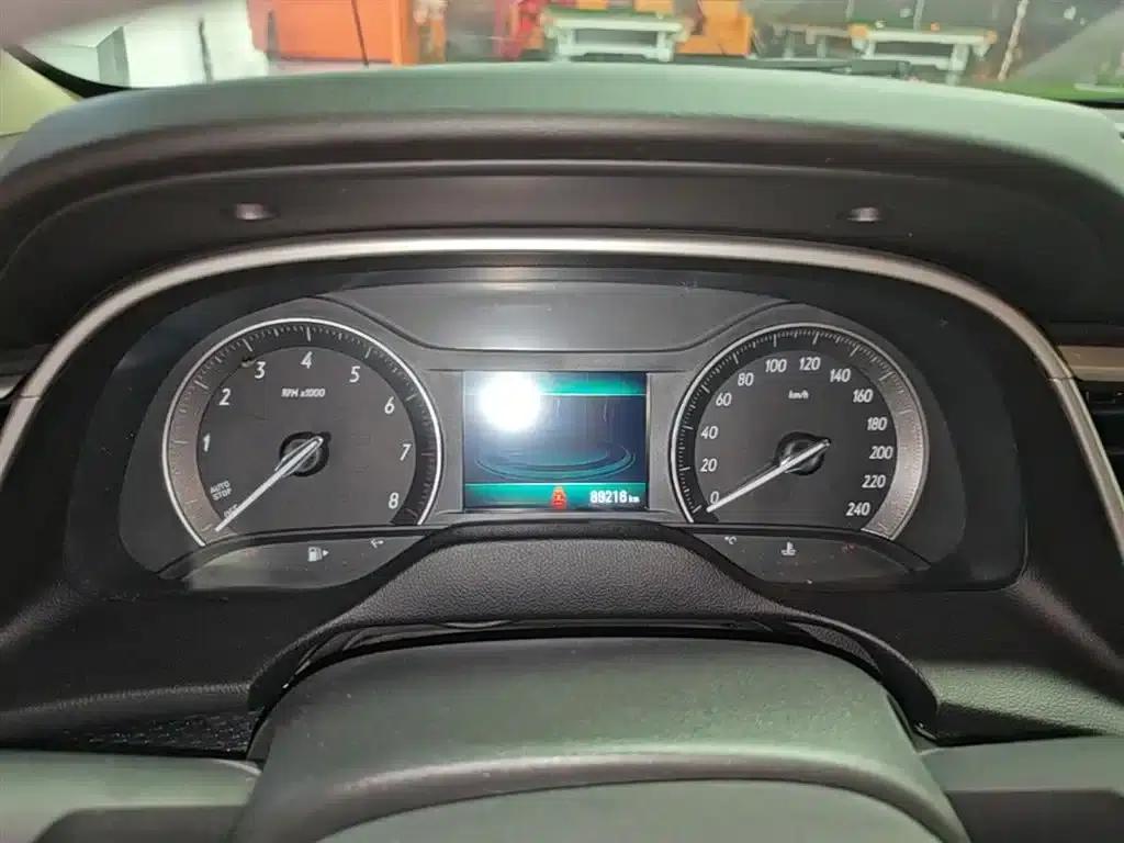 Buick Excelle 2021 Classic 1.5L Automatic Elite — миниатюра 12