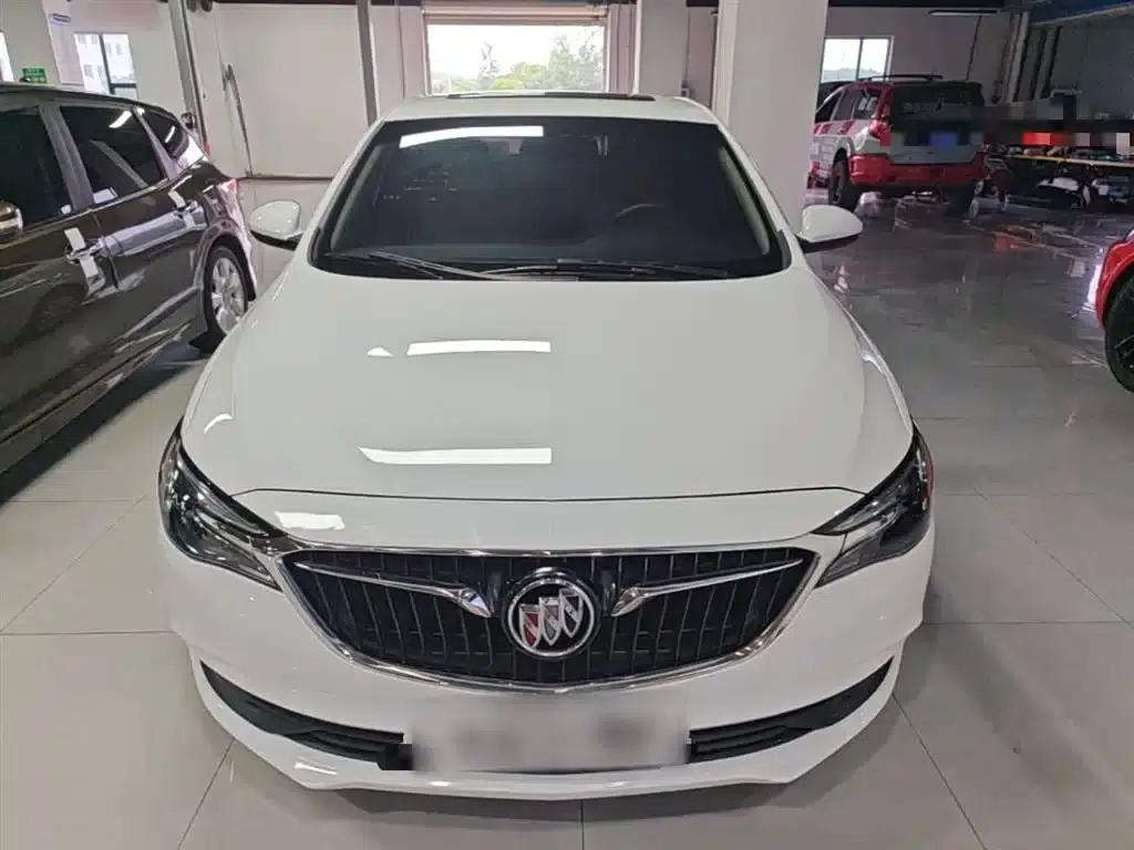 Buick Excelle 2021 Classic 1.5L Automatic Elite — миниатюра 3