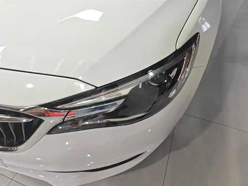 Buick Excelle 2021 Classic 1.5L Automatic Elite — миниатюра 24
