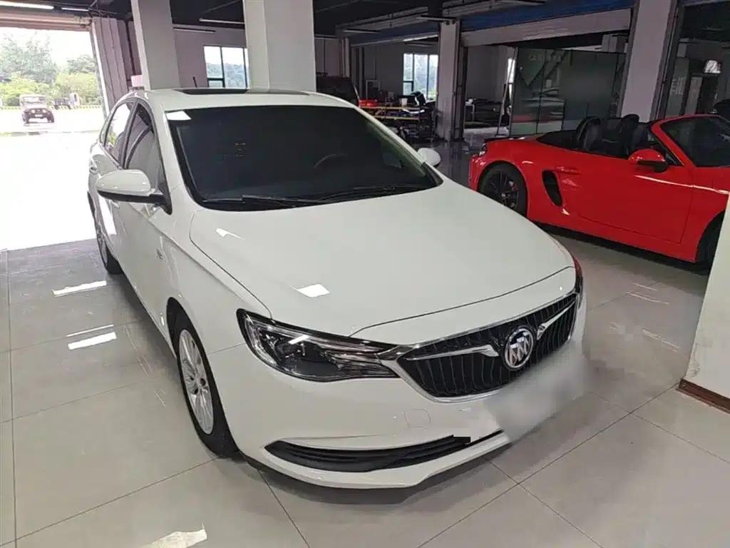 Buick Excelle 2021 Classic 1.5L Automatic Elite — миниатюра 4