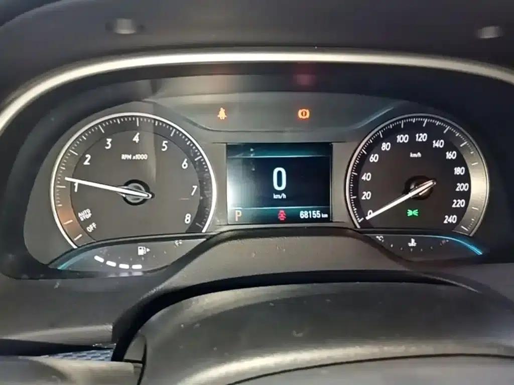 Buick Excelle 2021 Facelift Classic 1.5L Automatic Elite — миниатюра 12