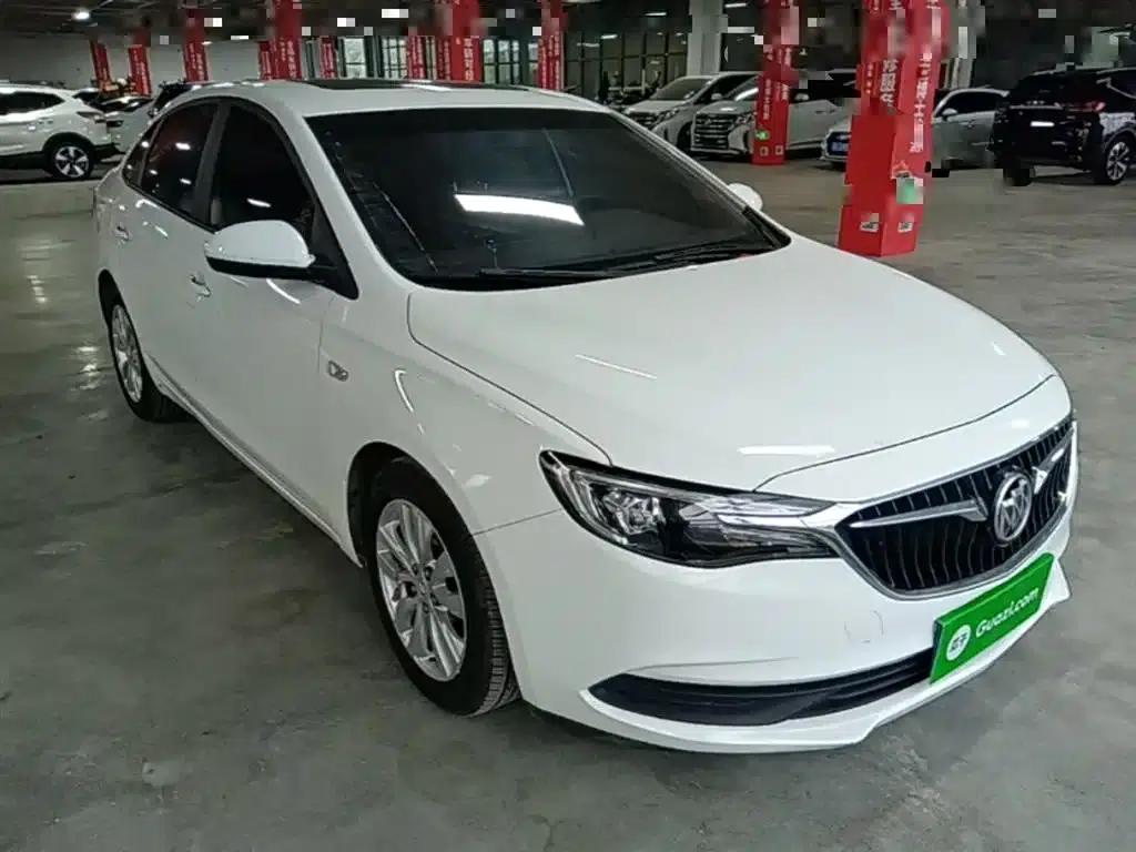 Buick Excelle 2021 Facelift Classic 1.5L Automatic Elite — миниатюра 4