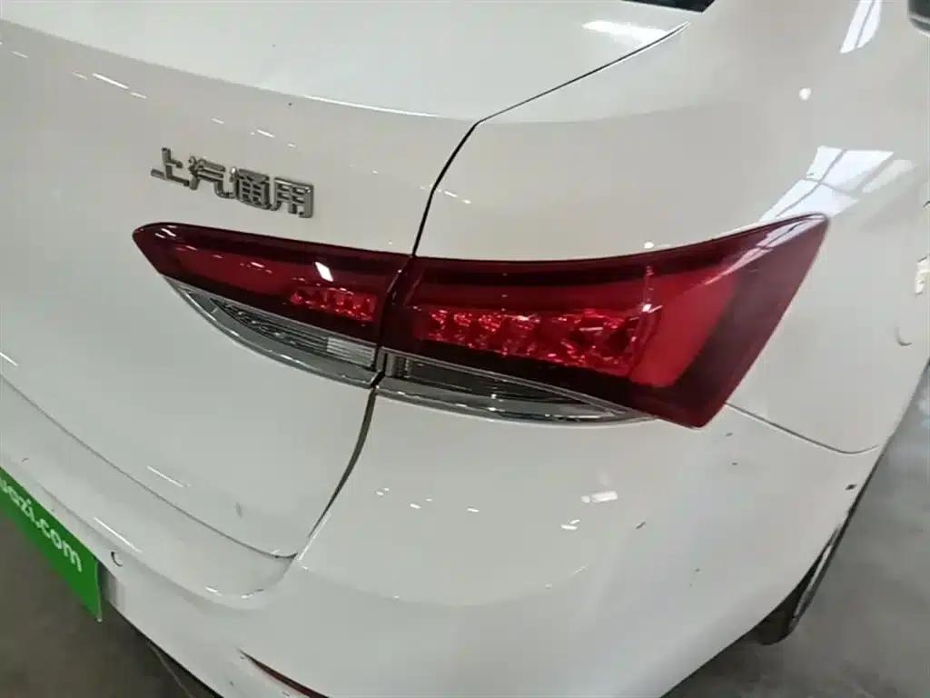 Buick Excelle 2021 Facelift Classic 1.5L Automatic Elite — миниатюра 8