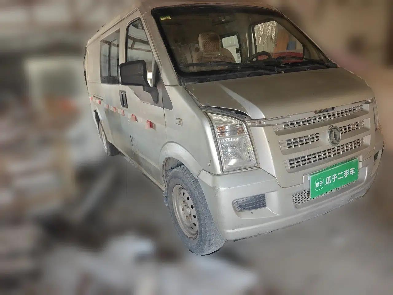 Dongfeng Xiaokang C36  — миниатюра 3