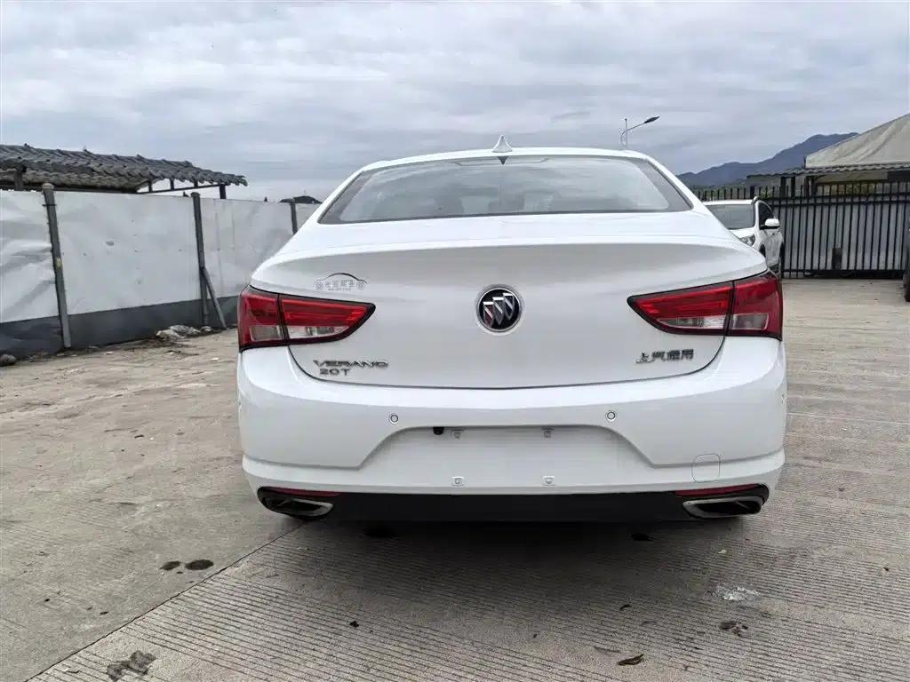Buick Verano 2018 Sedan 20T Dual-Clutch Leading Edition — миниатюра 13