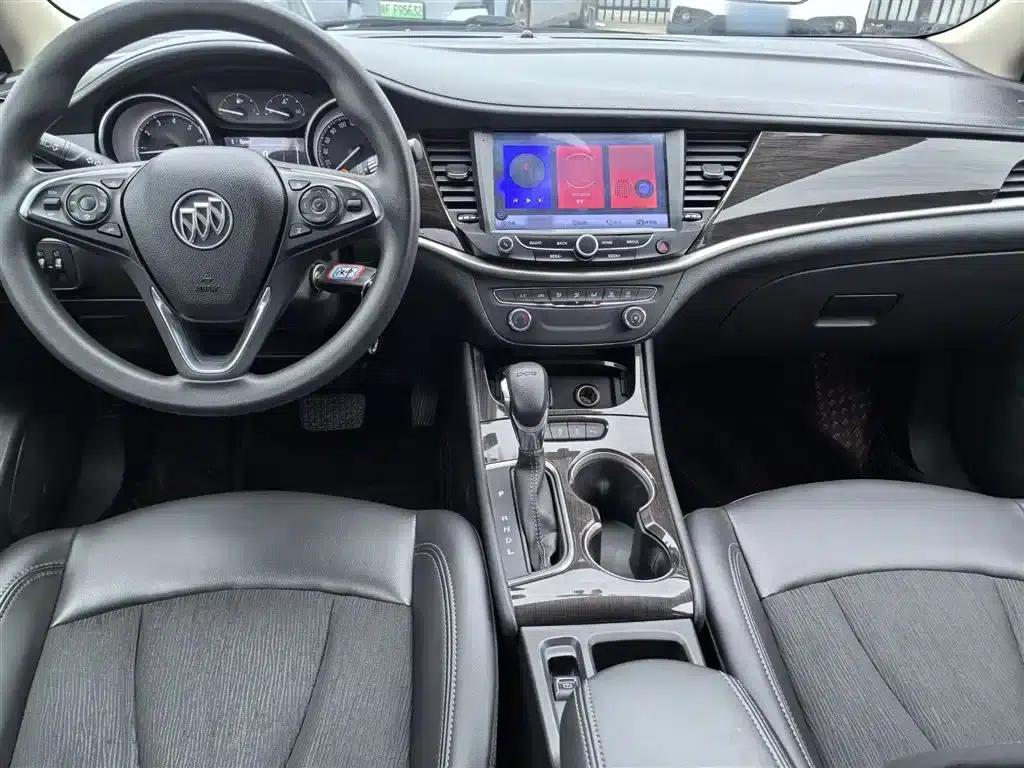 Buick Verano 2018 Sedan 20T Dual-Clutch Leading Edition — миниатюра 17