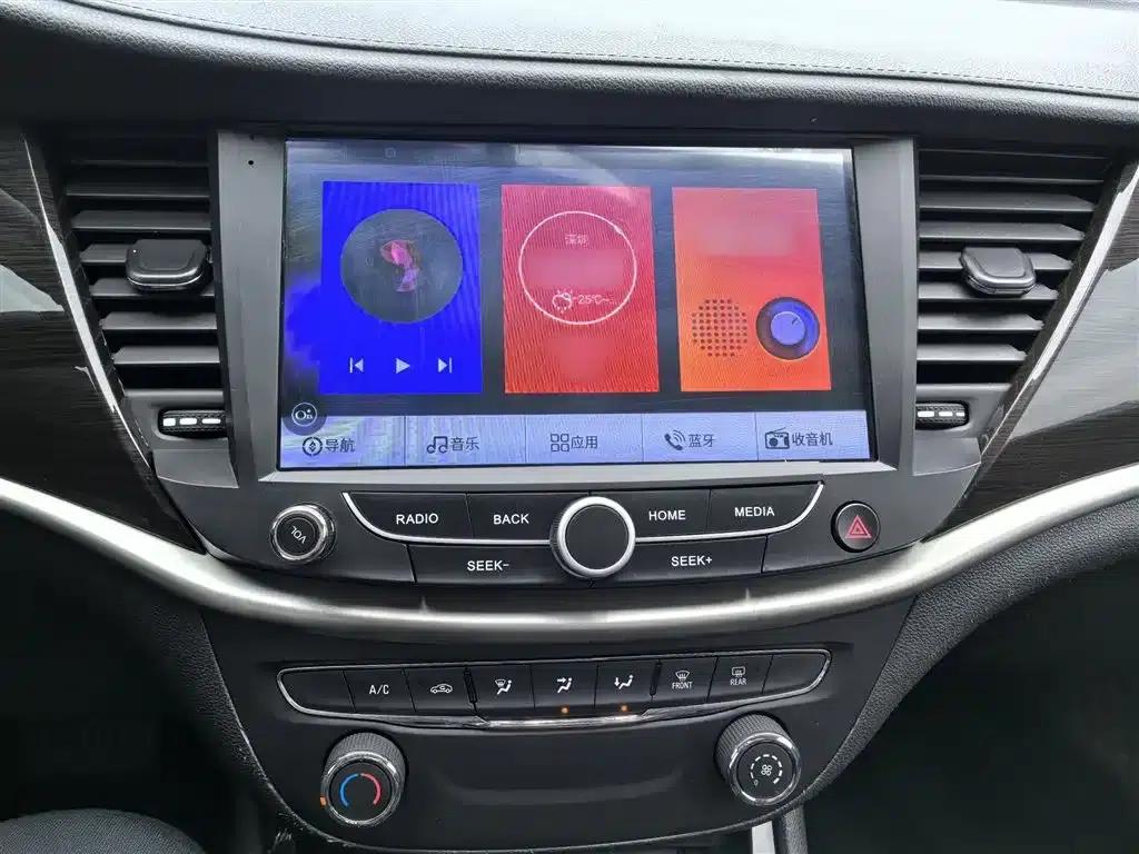 Buick Verano 2018 Sedan 20T Dual-Clutch Leading Edition — миниатюра 7