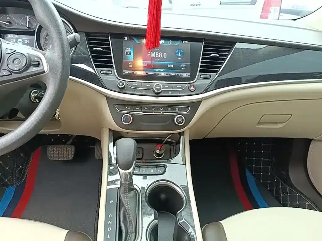 Buick Verano 2017 Sedan 15S Automatic Leading Edition — миниатюра 13