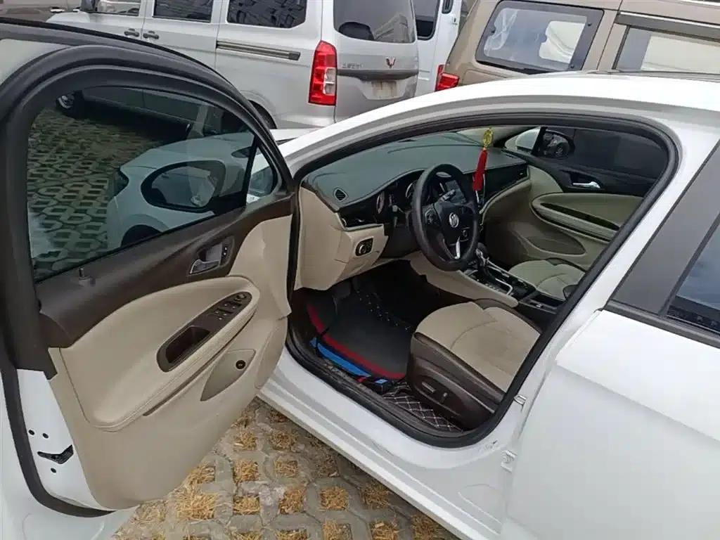 Buick Verano 2017 Sedan 15S Automatic Leading Edition — миниатюра 16