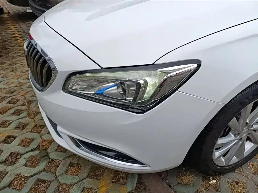 Buick Verano 2017 Sedan 15S Automatic Leading Edition — миниатюра 24