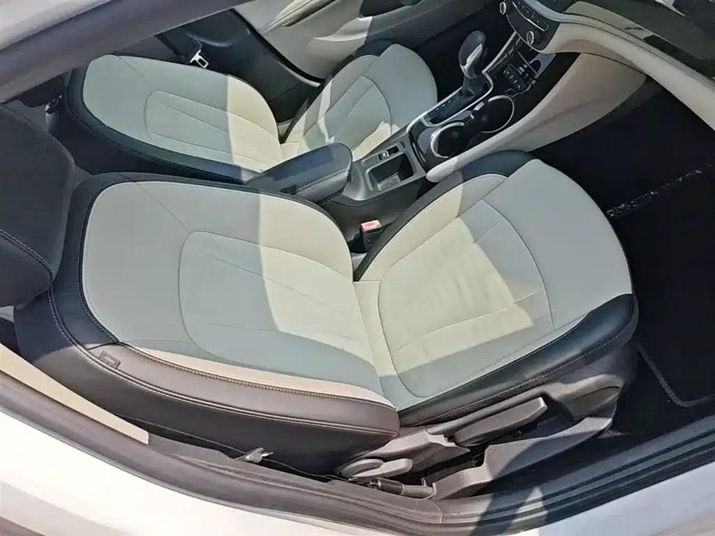 Buick Verano 2018 Sedan 15S Automatic Leading Edition — миниатюра 25