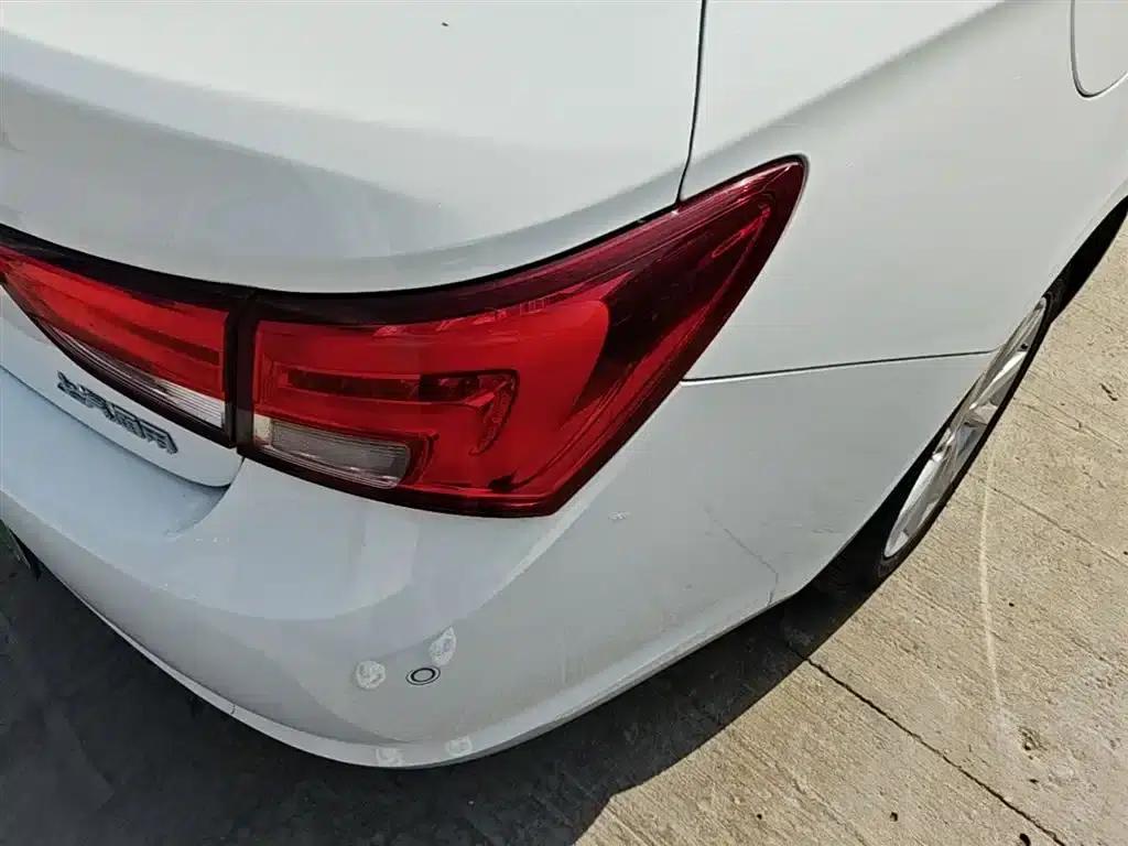 Buick Verano 2018 Sedan 15S Automatic Leading Edition — миниатюра 8