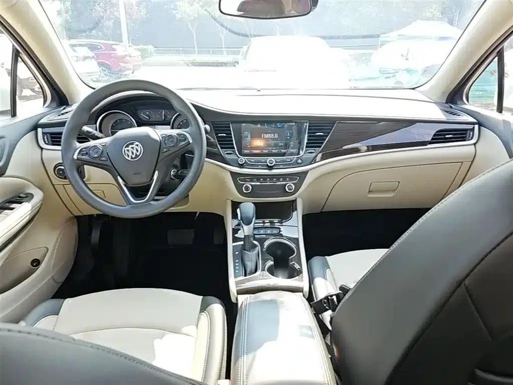 Buick Verano 2018 Sedan 15S Automatic Leading Edition — миниатюра 10