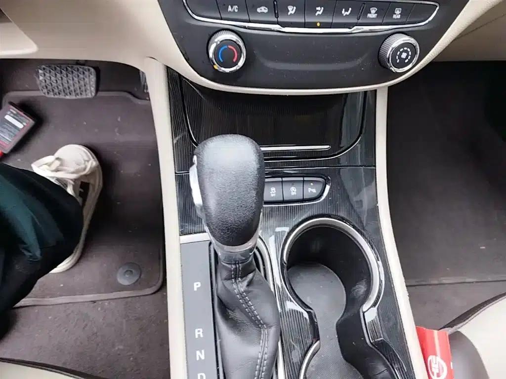 Buick Verano 2017 Sedan 15S Automatic Leading Edition — миниатюра 14