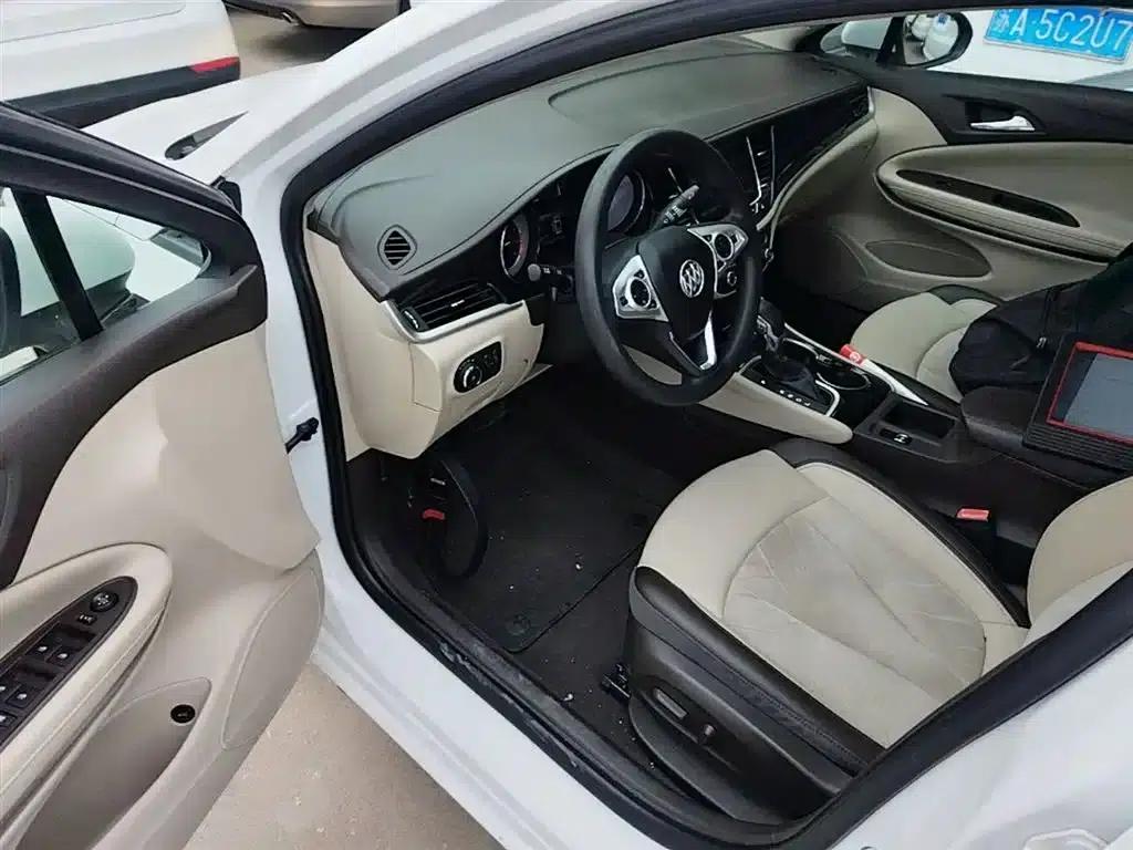 Buick Verano 2017 Sedan 15S Automatic Leading Edition — миниатюра 16