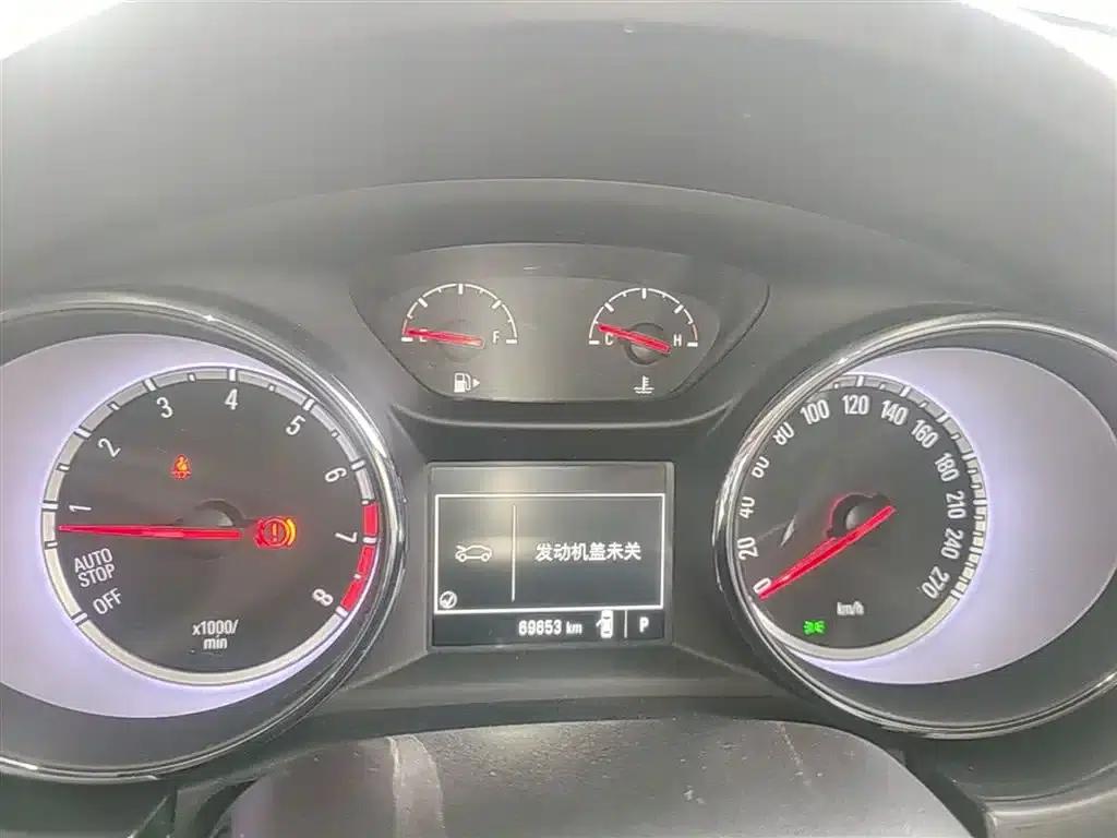 Buick Verano 2016 Hatchback 15S Automatic Entry-Level — миниатюра 12