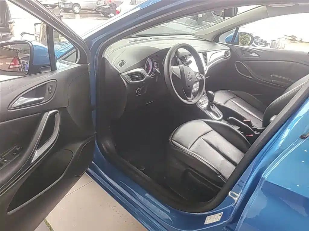 Buick Verano 2016 Hatchback 15S Automatic Entry-Level — миниатюра 16