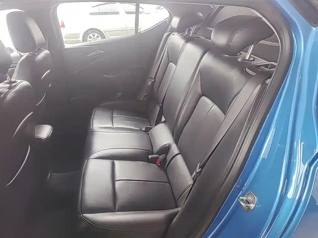 Buick Verano 2016 Hatchback 15S Automatic Entry-Level — миниатюра 17