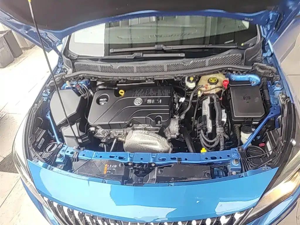 Buick Verano 2016 Hatchback 15S Automatic Entry-Level — миниатюра 20