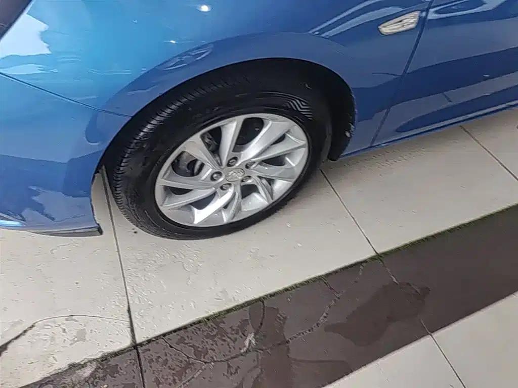 Buick Verano 2016 Hatchback 15S Automatic Entry-Level — миниатюра 23