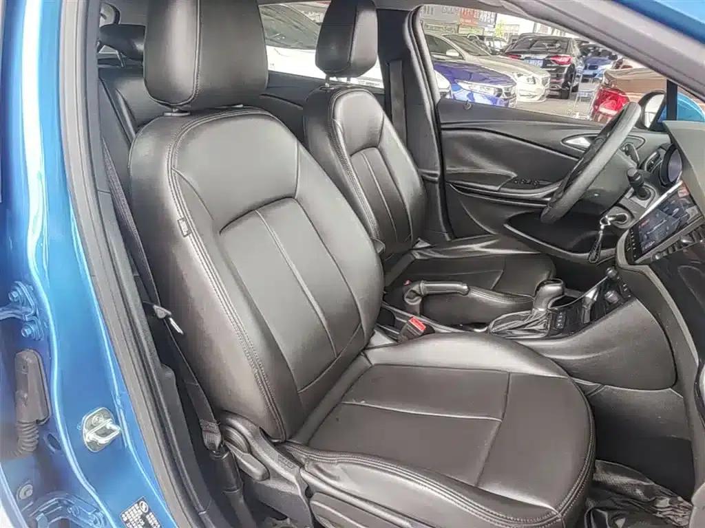 Buick Verano 2016 Hatchback 15S Automatic Entry-Level — миниатюра 25