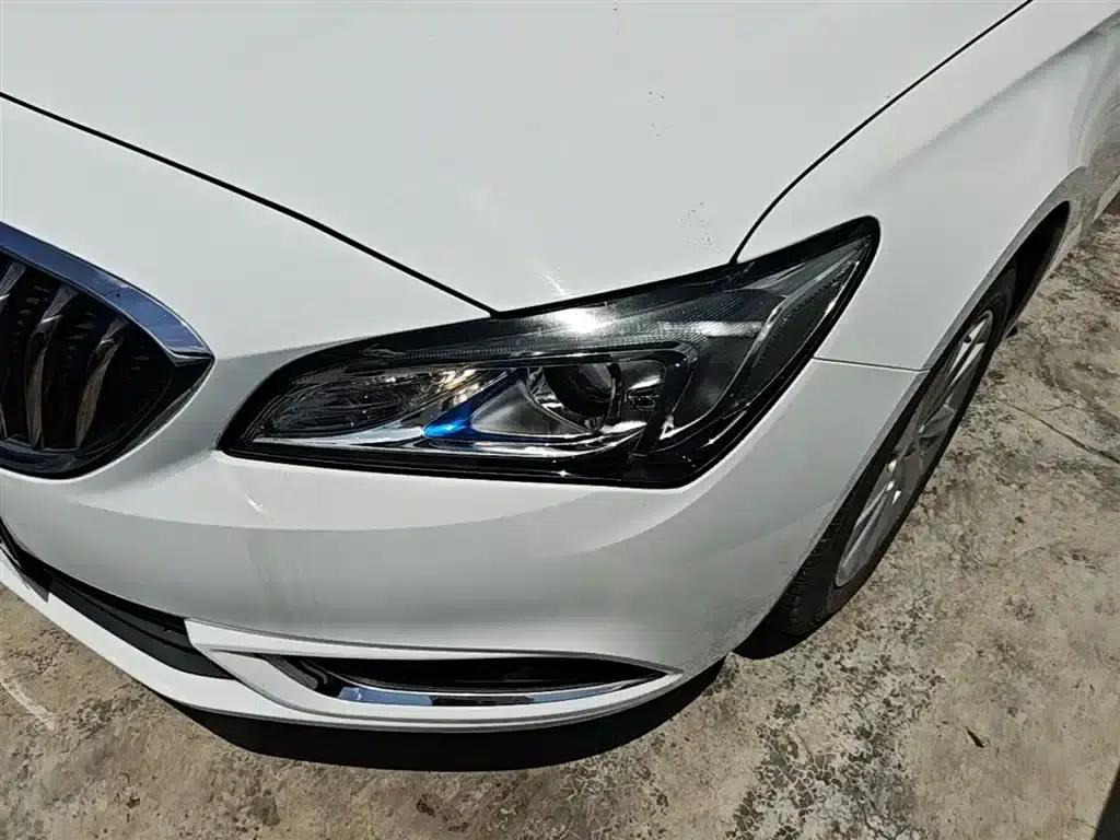 Buick Verano 2017 Sedan 15S Automatic Leading Edition — миниатюра 24