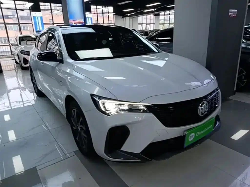 2023 Buick Verano Pro GS Hunter Edition — миниатюра 4