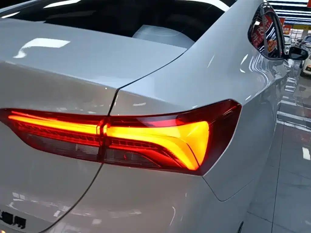 2023 Buick Verano Pro GS Hunter Edition — миниатюра 8