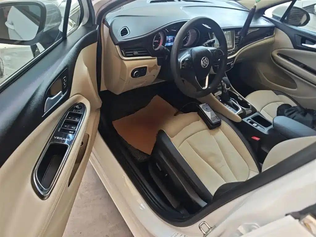 Buick Verano 2018 Sedan 15S Automatic Leading Edition — миниатюра 16
