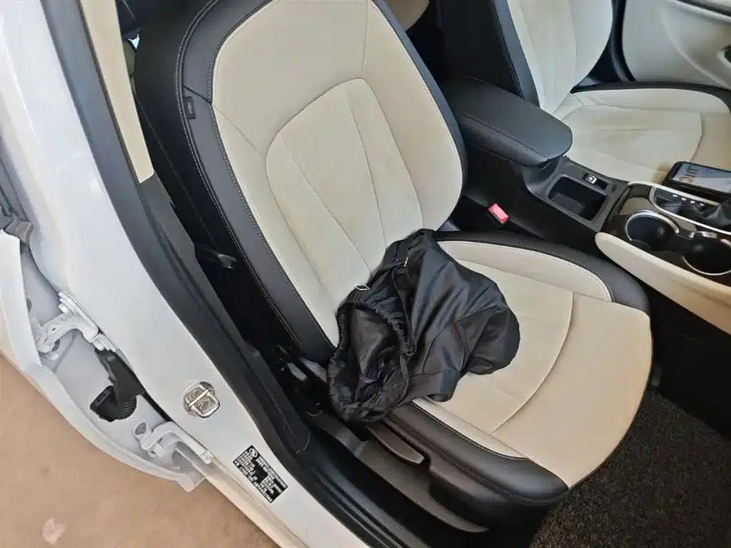 Buick Verano 2018 Sedan 15S Automatic Leading Edition — миниатюра 25