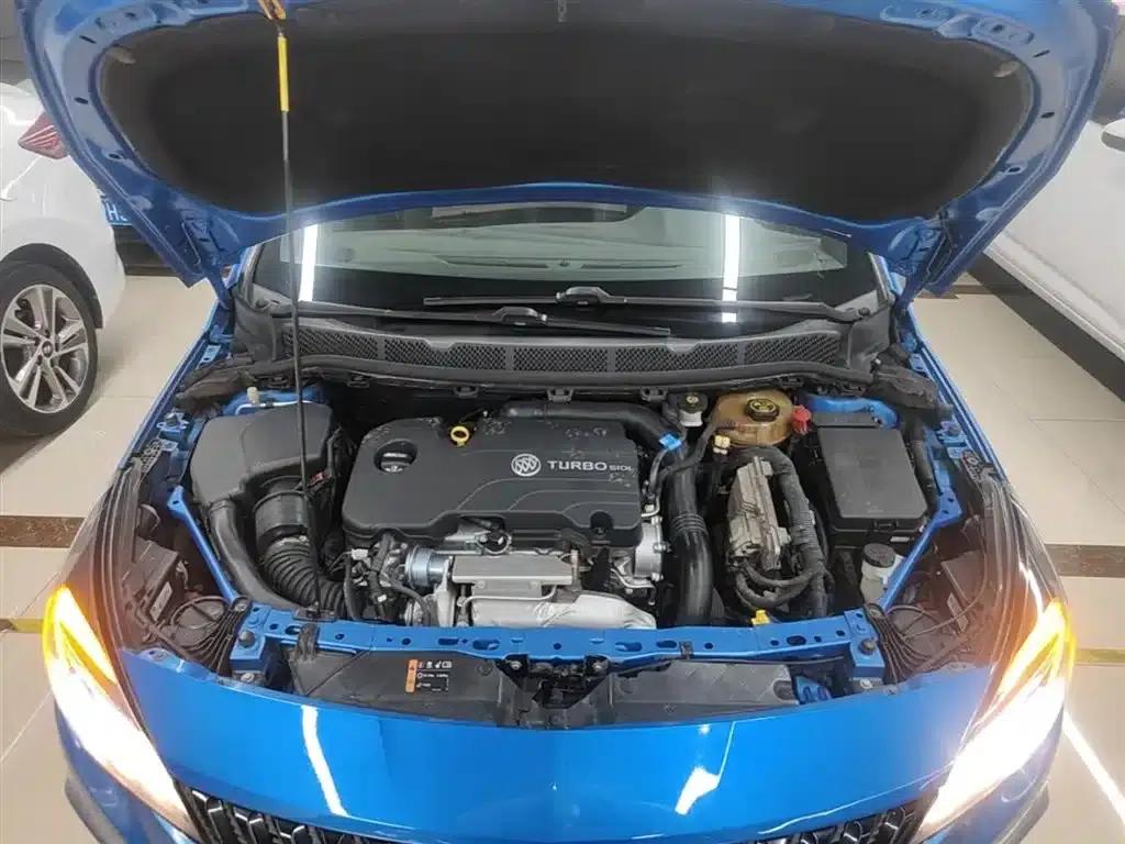 Buick Verano 2016 Hatchback GS 20T Dual-Clutch Sport — миниатюра 20