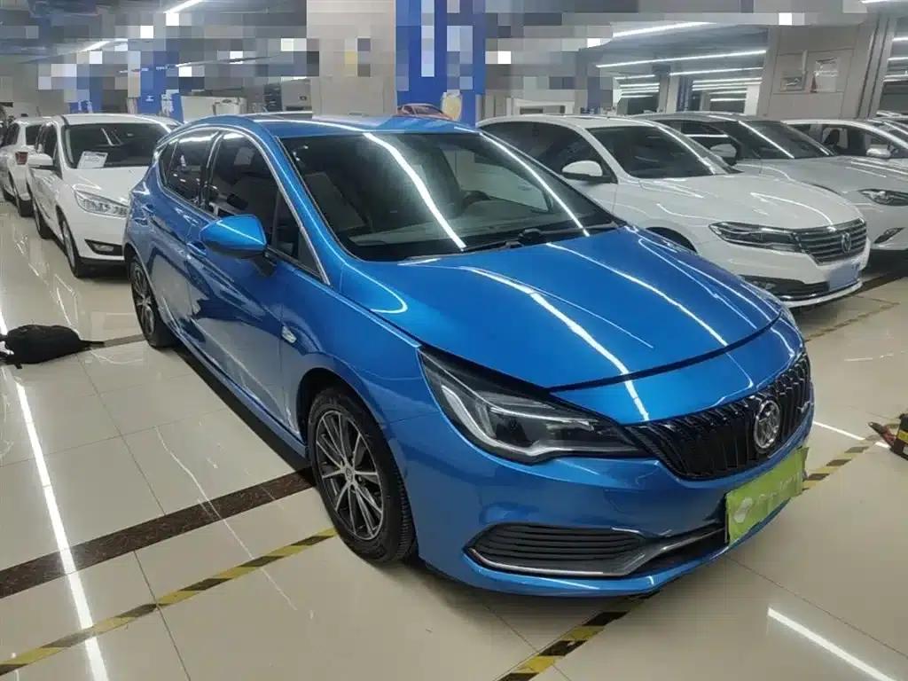 Buick Verano 2016 Hatchback GS 20T Dual-Clutch Sport — миниатюра 4