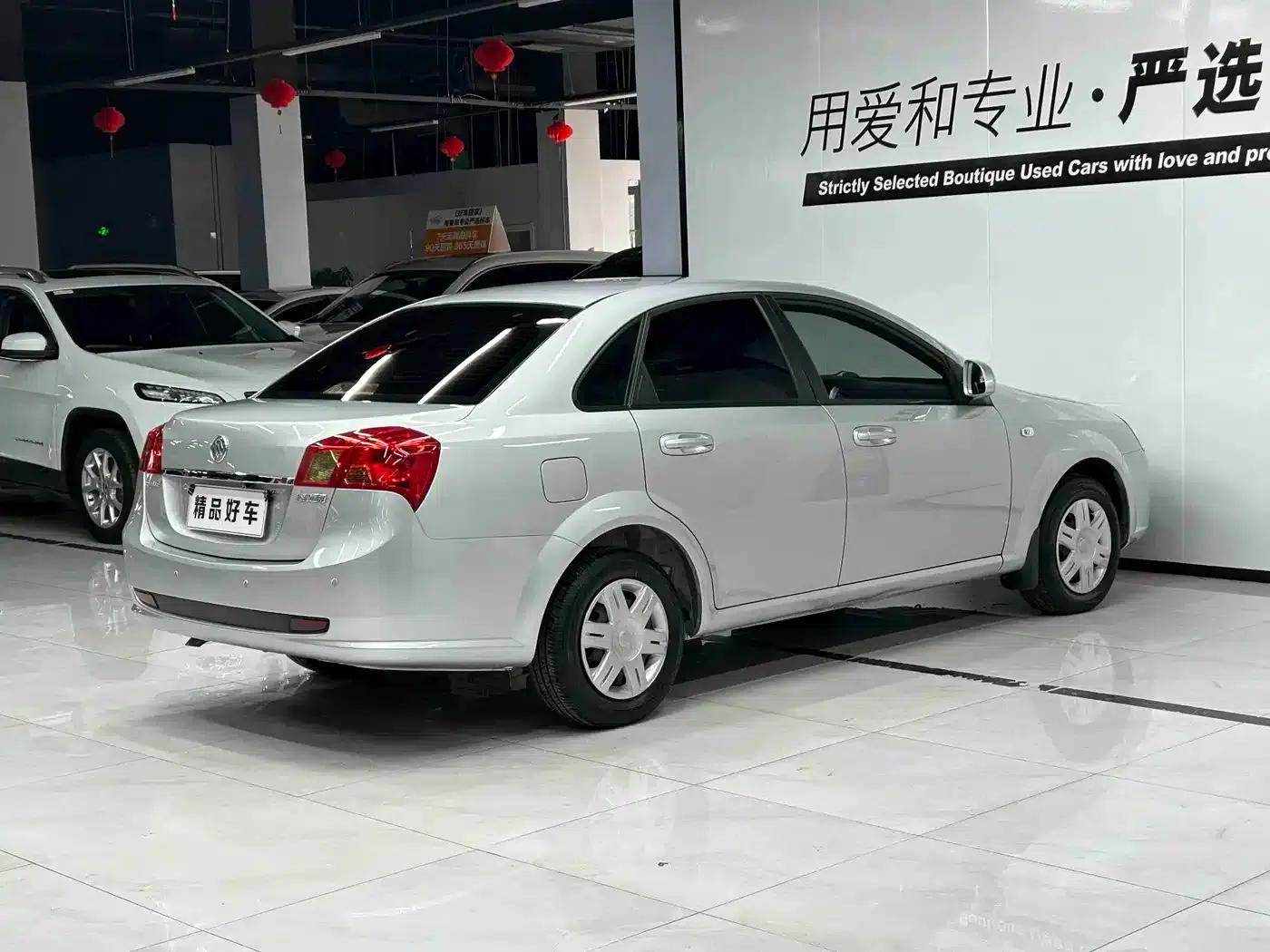 Buick Excelle 2013 1.5L Automatic Classic — миниатюра 6