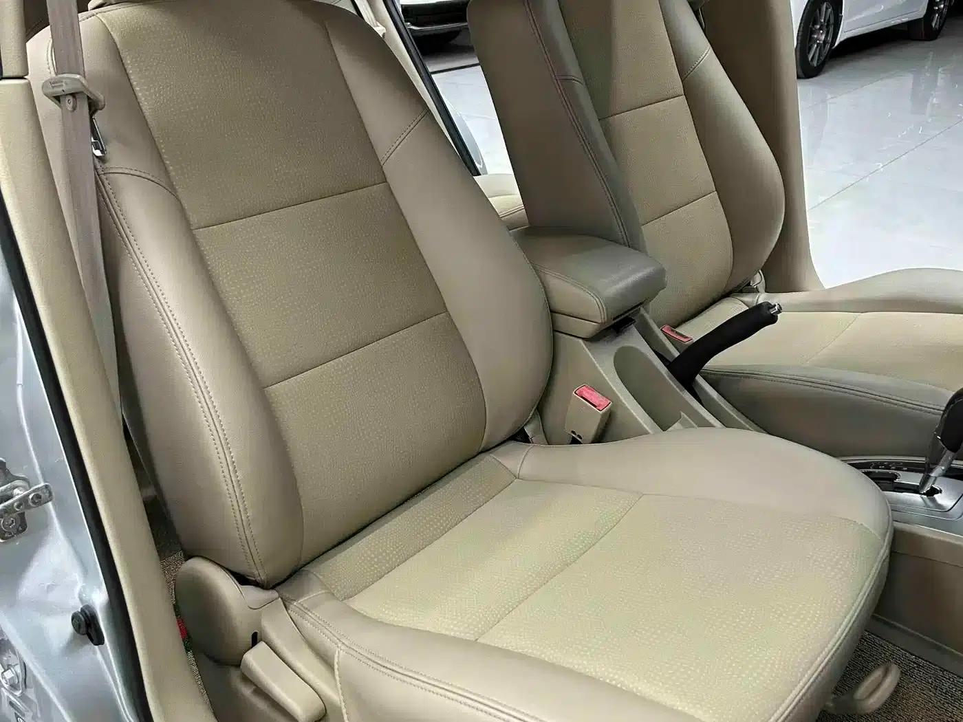 Buick Excelle 2013 1.5L Automatic Classic — миниатюра 7