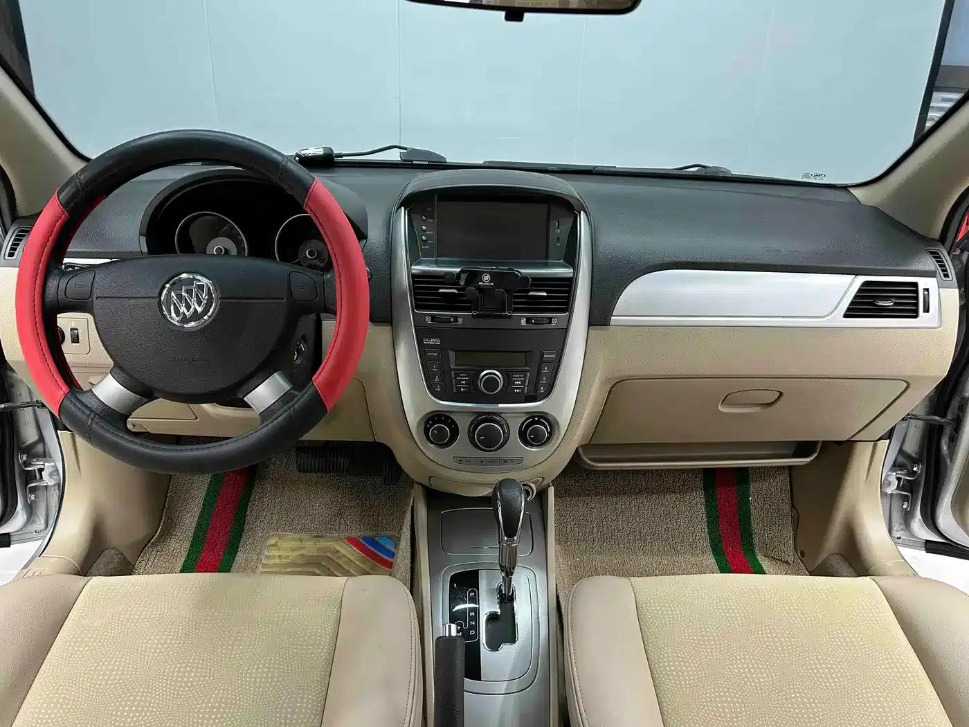 Buick Excelle 2013 1.5L Automatic Classic — миниатюра 9