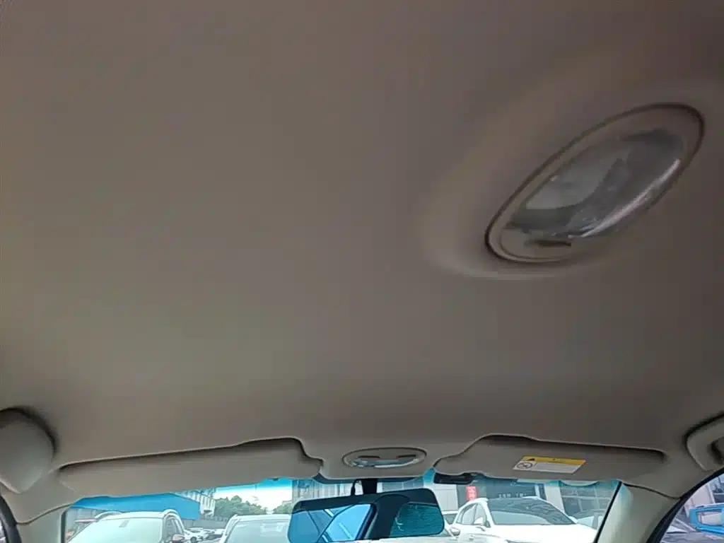 Buick Excelle 2015 1.5L Automatic Classic — миниатюра 18