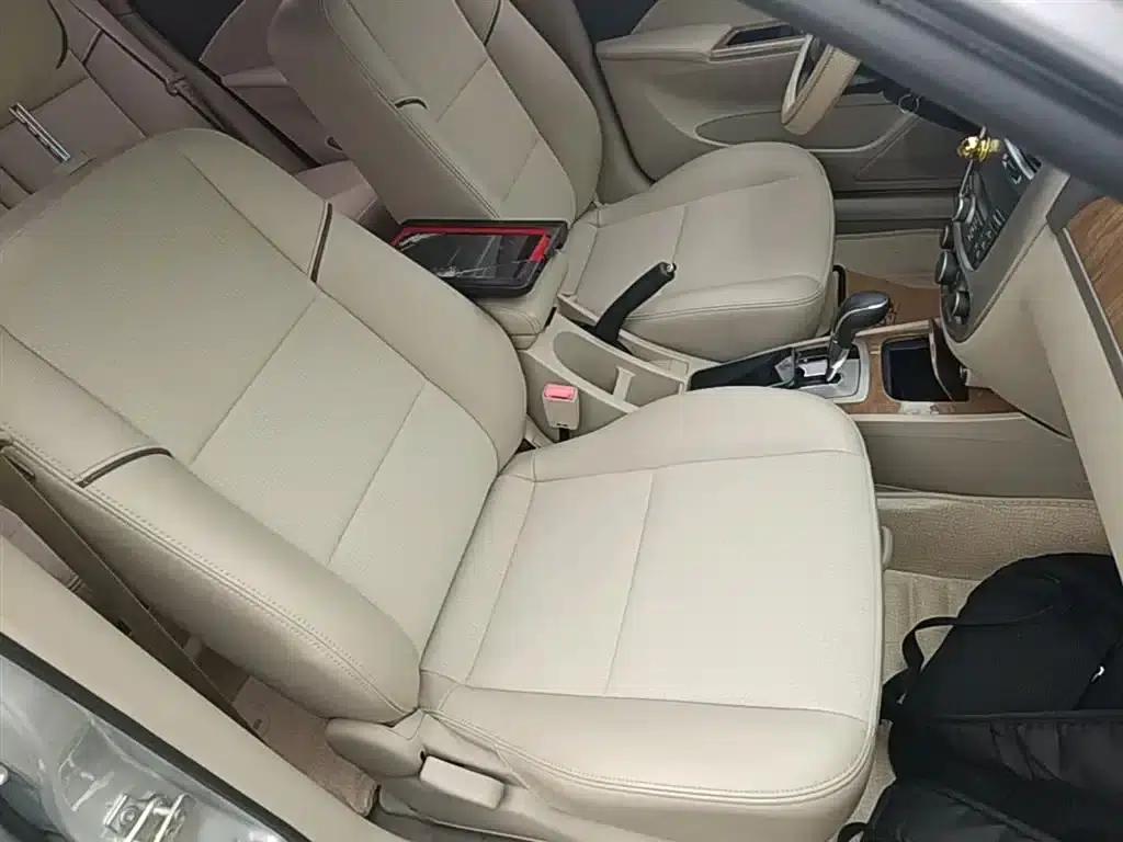 Buick Excelle 2015 1.5L Automatic Classic — миниатюра 25