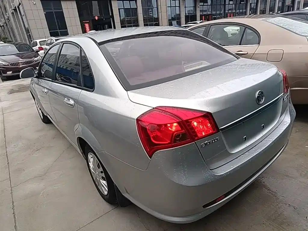 Buick Excelle 2015 1.5L Automatic Classic — миниатюра 5